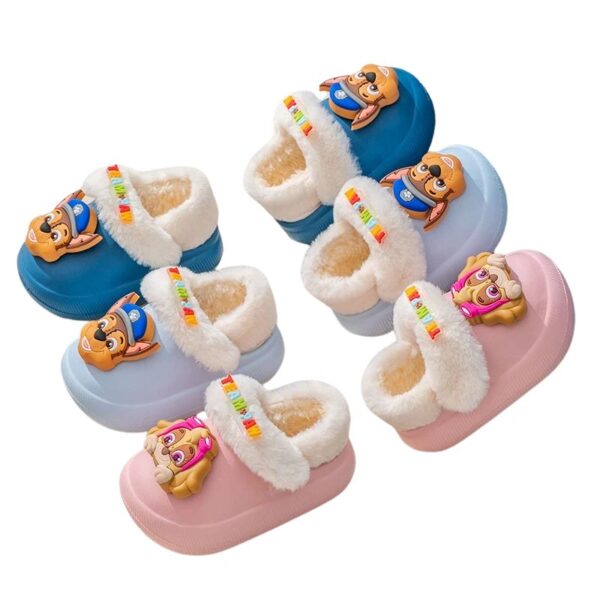 Chinelo de Pelúcia interna Patrulha Canina